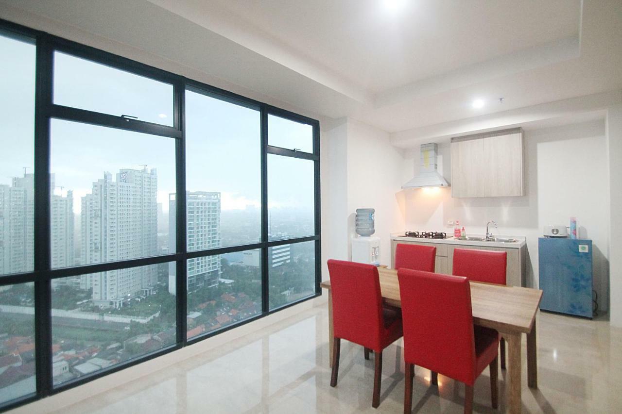 Apartemen Veranda Residence At Puri Kembangan By Aparian Jakarta Exteriör bild